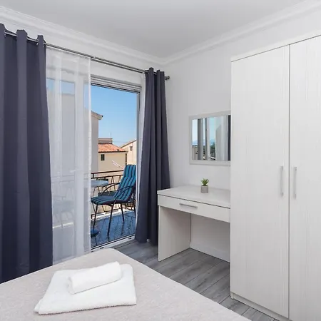 Petrusic Makarska