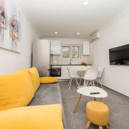 Apartment Petrusic *