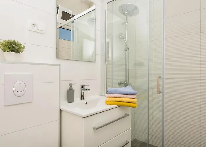 Petrusic Апартаменти Макарська